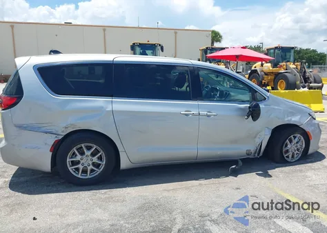 2024 Chrysler Pacifica Touring L из США, поврежденный, VIN 2C4RC1BG1RR155500